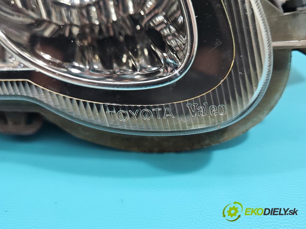 Toyota Yaris I 1999-2005 1.0 vvti 68 HP manual 50 kW 998 cm3 3- Reflektor: pravý 89007613 (Pravé)