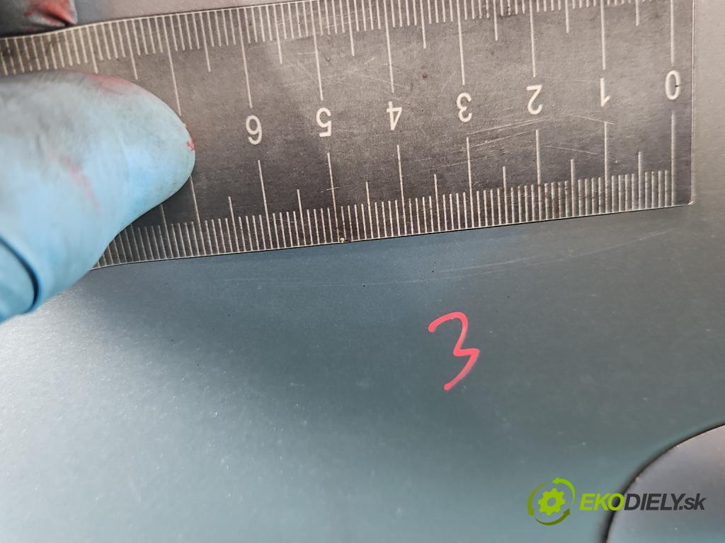 Peugeot 206 1.6 16V 109 hp manual 80 kW 1587 cm3 5- zadní kufrové dveře  (Zadní kapoty)