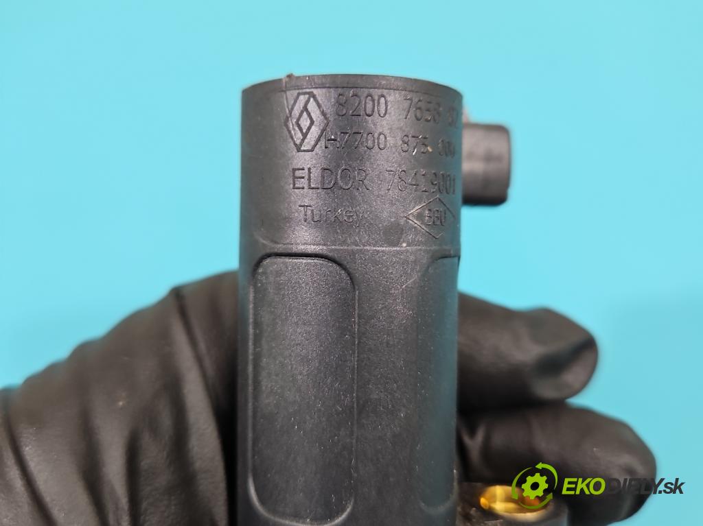 Dacia Duster I 2010-2018 1.6 16v 105 HP manual 77 kW 1598 cm3 5- cievka zapaľovacia 8200765882 (Zapaľovacie cievky, moduly)