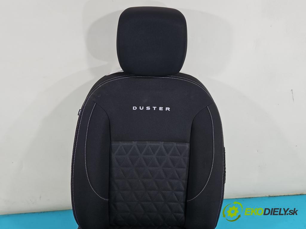 Dacia Duster I 2010-2018 1.6 16v 105 HP manual 77 kW 1598 cm3 5- Sedačka pravý  (Sedačky, sedadlá)