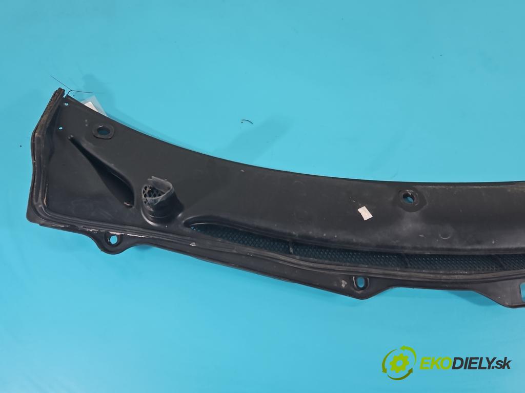 Volvo S60 I 2000-2010 2.4 D5 185 HP manual 136 kW 2400 cm3 4- torpédo 30763847 (Torpéda)