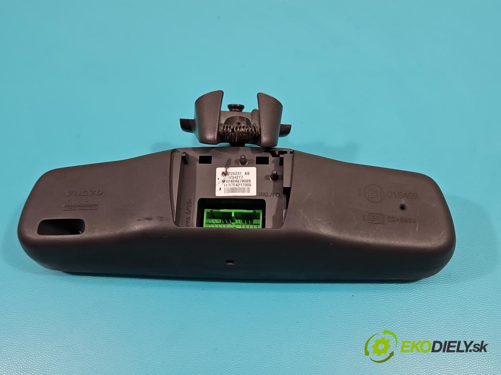 Volvo S60 I 2000-2010 2.4 D5 185 hp manual 136 kW 2400 cm3 4- zpětné zrcátko vnitřní  (Světla vnitřní)