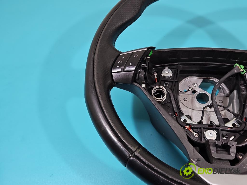 Volvo S60 I 2000-2010 2.4 D5 185 HP manual 136 kW 2400 cm3 4- volant 30723444 (Volanty)