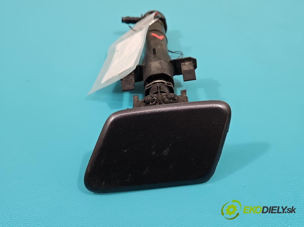 Volvo S60 I 2000-2010 2.4 D5 185 HP manual 136 kW 2400 cm3 4- ostrekovač reflektor: ľavý  (Motorček ostrekovačov)