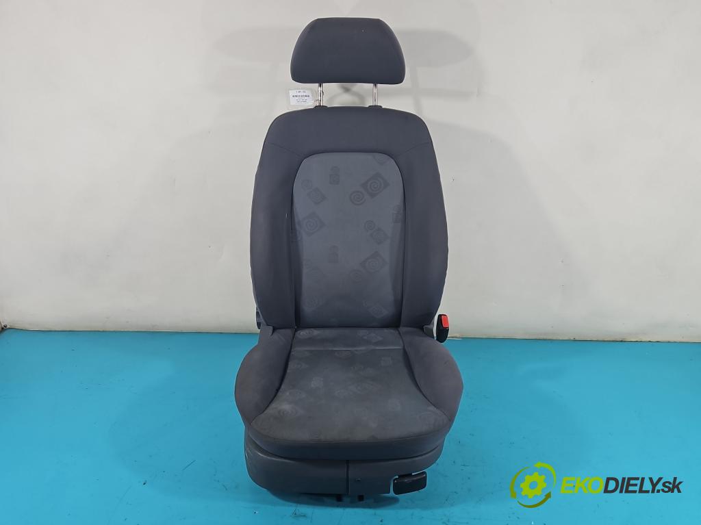 Seat Leon I 1999-2005 1.6 SR 101 HP manual 74 kW 1595 cm3 5- Sedačka pravý  (Sedačky, sedadlá)