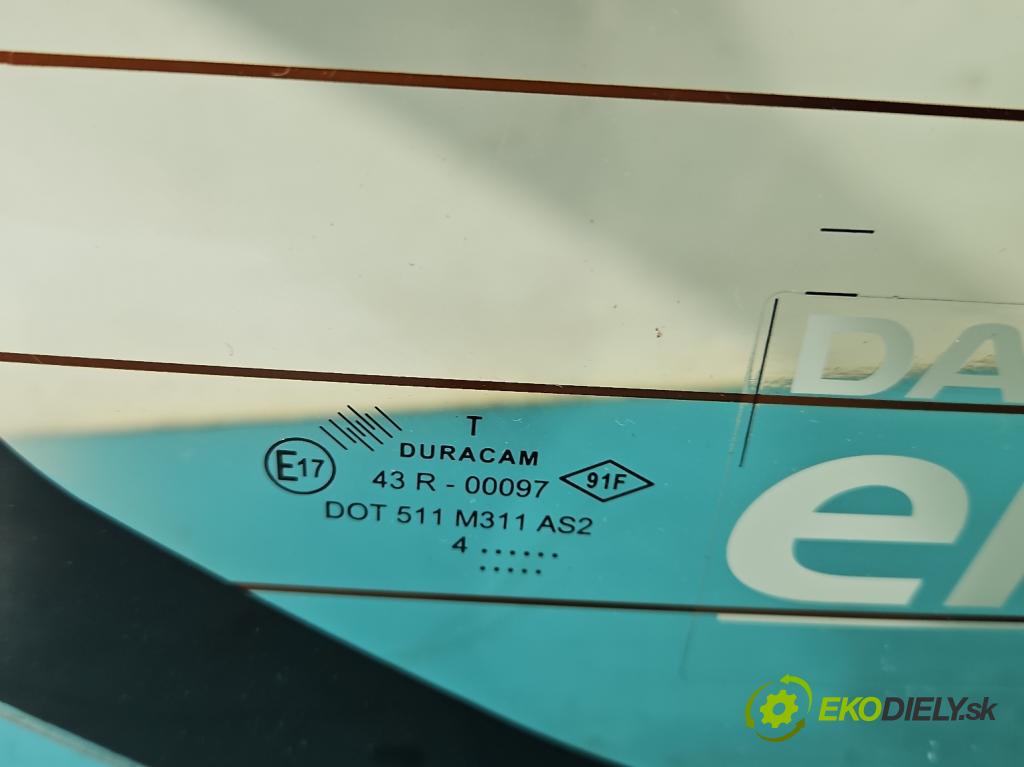 Dacia Duster I 2010-2018 1.6 16v 105 hp manual 77 kW 1598 cm3 5- sklo zadní  (Okna zadní)