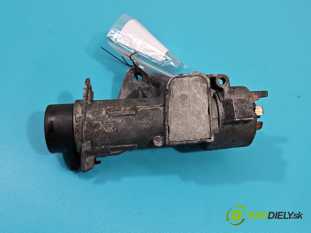 Audi A3 8L 1996-2003 1.9 tdi 90 HP manual 66 kW 1896 cm3 3- Spínačka 4B0905851C (Spínacie skrinky a kľúče)