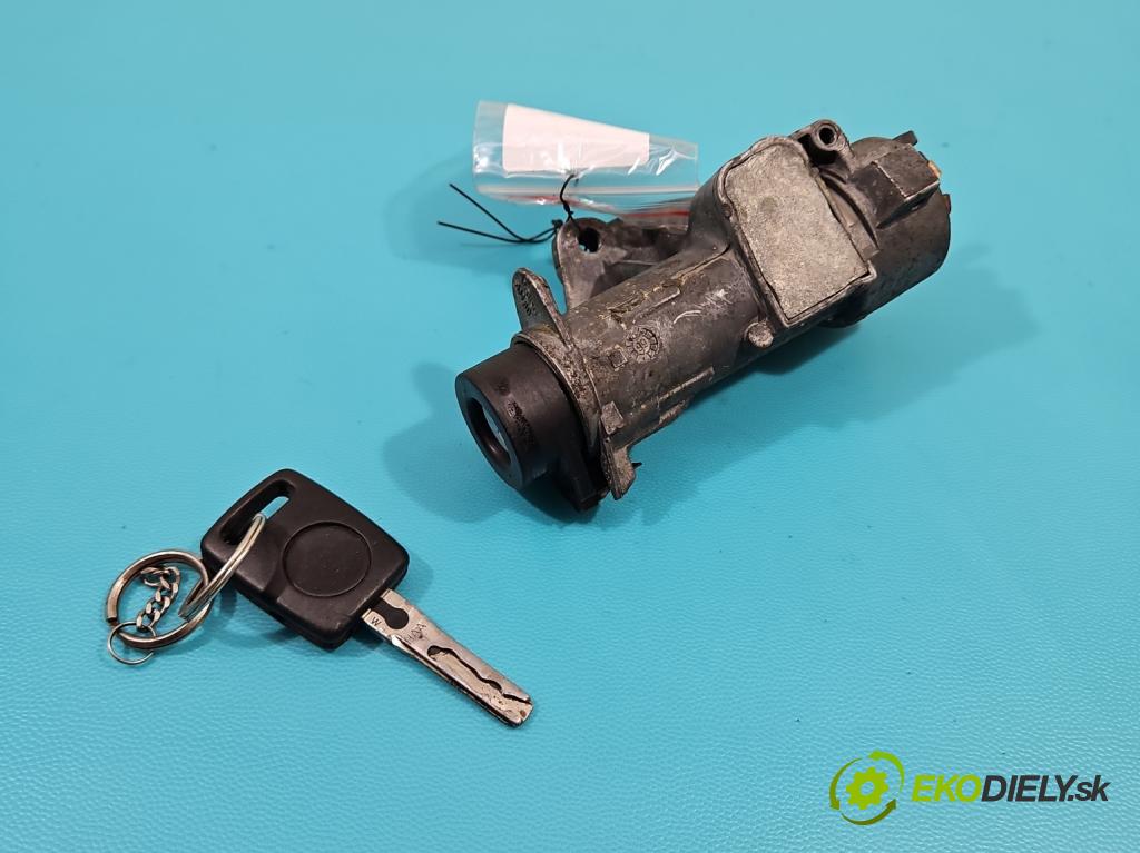 Audi A3 8L 1996-2003 1.9 tdi 90 HP manual 66 kW 1896 cm3 3- Spínačka 4B0905851C (Spínacie skrinky a kľúče)