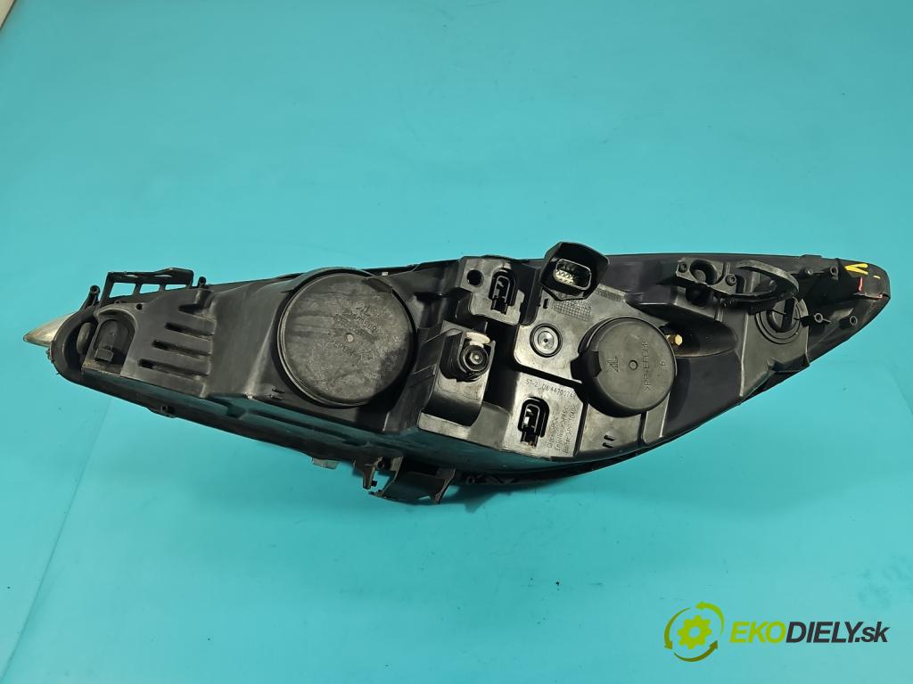 Peugeot 308 I 2007-2013 1.6 16V 120 HP manual 88 kW 1598 cm3 5- Reflektor: pravý 9656162480 (Pravé)