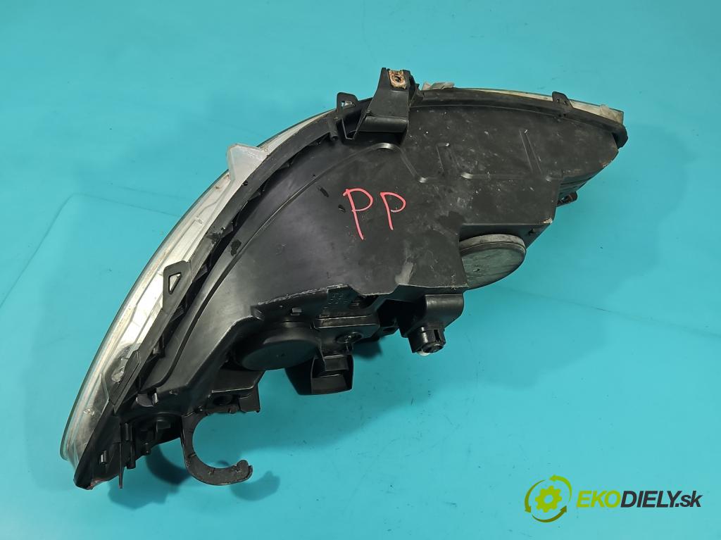 Peugeot 308 I 2007-2013 1.6 16V 120 HP manual 88 kW 1598 cm3 5- Reflektor: pravý 9656162480 (Pravé)