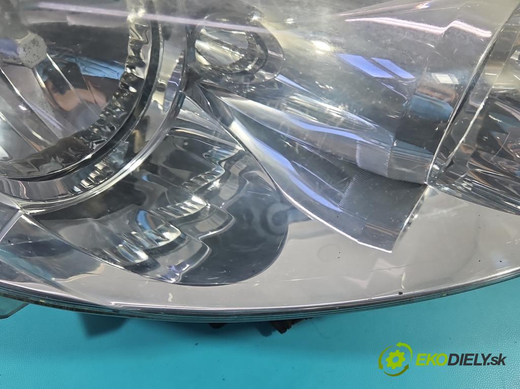 Peugeot 308 I 2007-2013 1.6 16V 120 HP manual 88 kW 1598 cm3 5- Reflektor: pravý 9656162480 (Pravé)