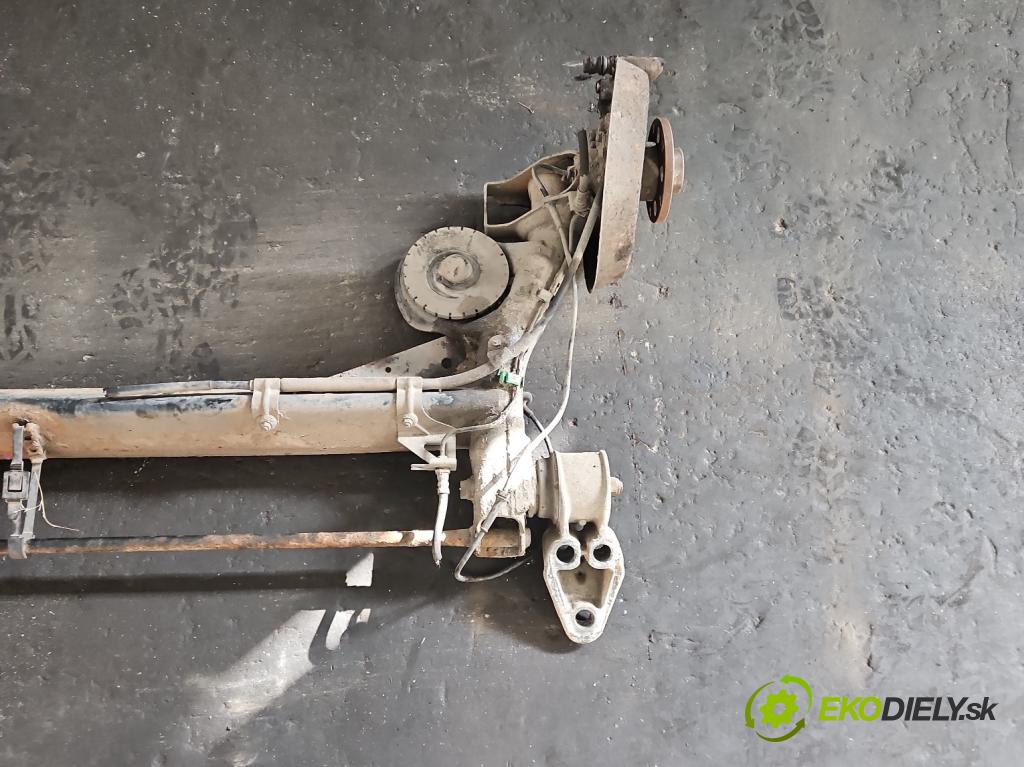 Vw Passat B5 1995-2005 1.8 T 150 hp manual 110 kW 1781 cm3 5- zadní výztuha  (Výztuhy zadní)