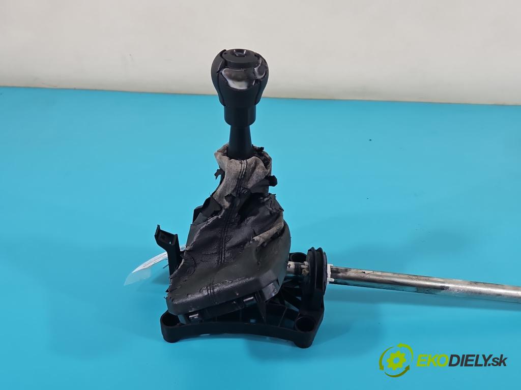 Opel Meriva A 2002-2010 1,3.0 cdti 69KM manual 51 kW 1248 cm3 5- Páka: Změny: stupeň,rýchlosť  (Rýchlostné páky / kulisy)