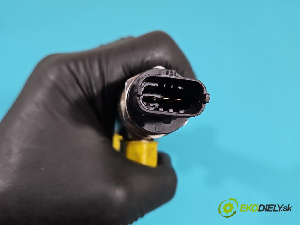 Opel Meriva A 2002-2010 1,3.0 cdti 69KM manual 51 kW 1248 cm3 5- lišta vstrekovacia 0445214044 (Vstrekovacie lišty)