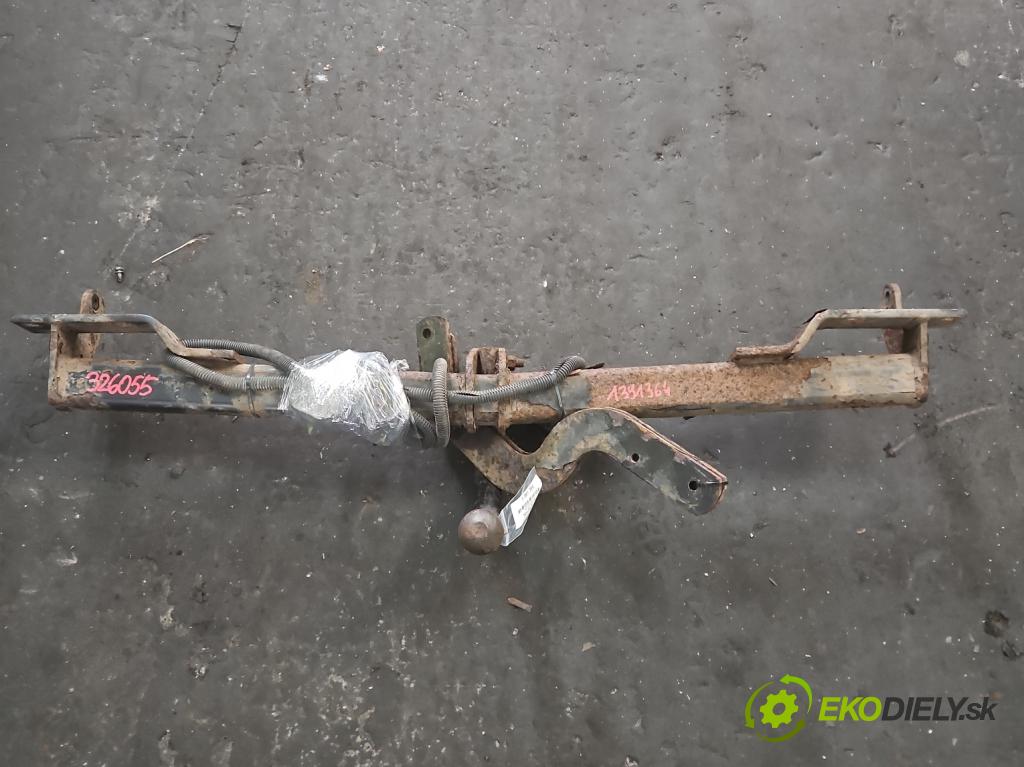 Peugeot 308 I 2007-2013 1.6 16V 120 hp manual 88 kW 1598 cm3 5- oko tažné  (Tažná zařízení)