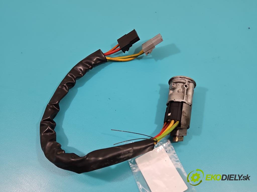 Renault Kangoo I 1998-2008 1.5 dci 65 HP manual 48 kW 1461 cm3 5- Spínačka  (Spínacie skrinky a kľúče)