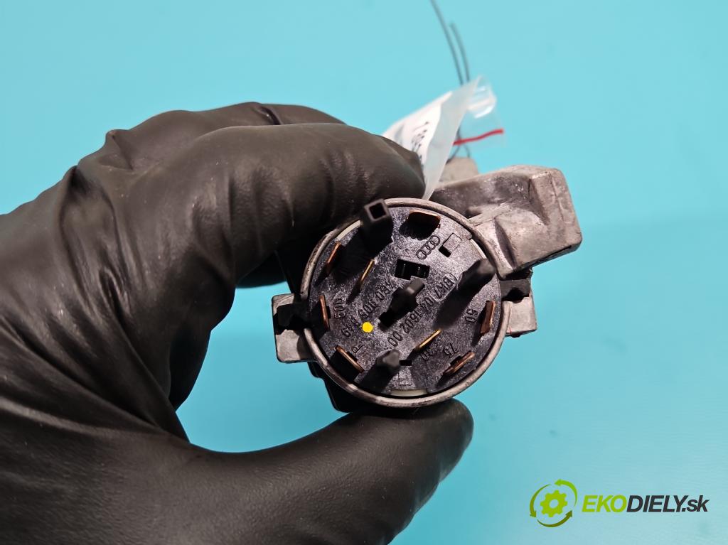 Audi A4 B6 2000-2004 2.0 20V 131 HP manual 96 kW 1984 cm3 5- Spínačka 4B0905851G (Spínacie skrinky a kľúče)