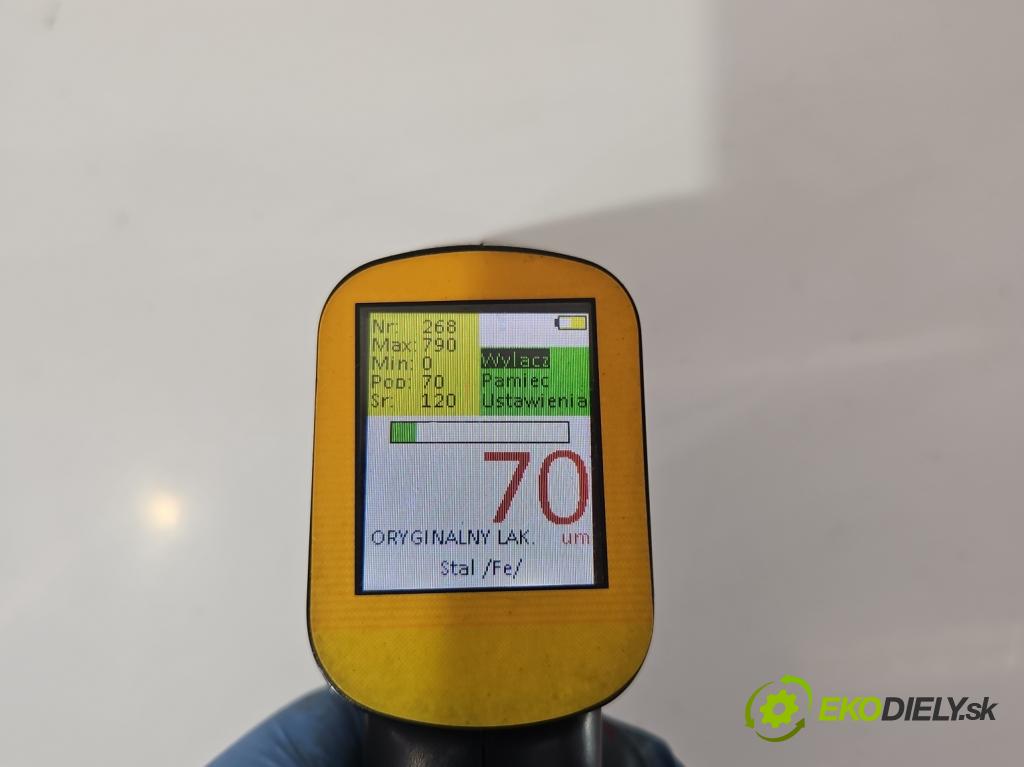 Toyota Avensis I T22 1997-2003 1.6 16V 110 hp manual 81 kW 1587 cm3 4- zadní kufrové dveře  (Zadní kapoty)