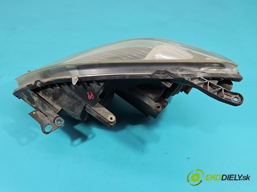 Opel Zafira B 2005-2014 1.9 cdti 120 HP manual 88 kW 1910 cm3 5- Reflektor: pravý 13252473RH (Pravé)