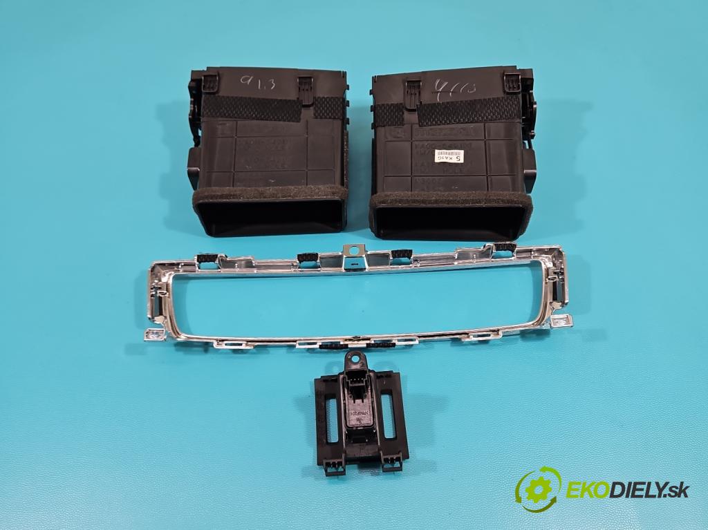 Mazda CX-5 2012-2017 2.2d 175 HP manual 129 kW 2191 cm3 5- Mřížka: kúrenia stredová KA0G-6491X (Mriežky kúrenia (fukáre))