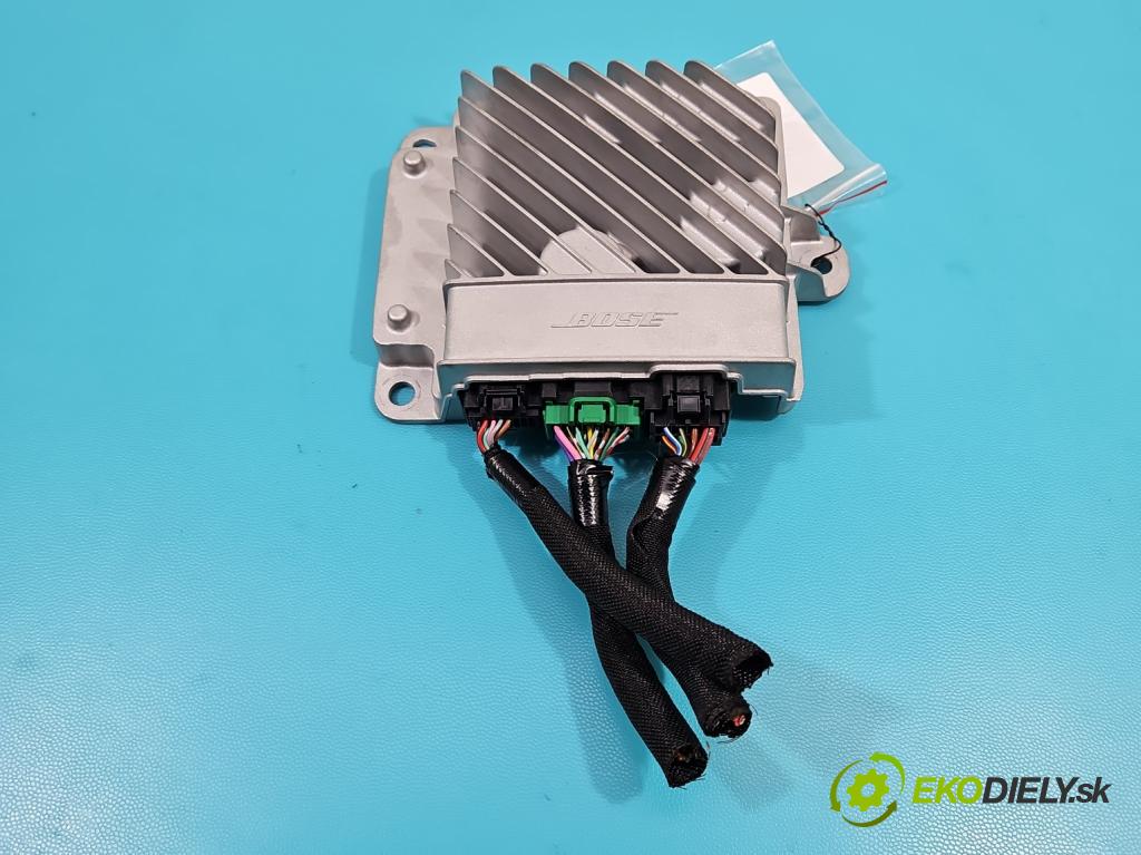 Mazda CX-5 2012-2017 2.2d 175 HP manual 129 kW 2191 cm3 5- Zesilovač: KA0H66A20 (Zosilňovače)