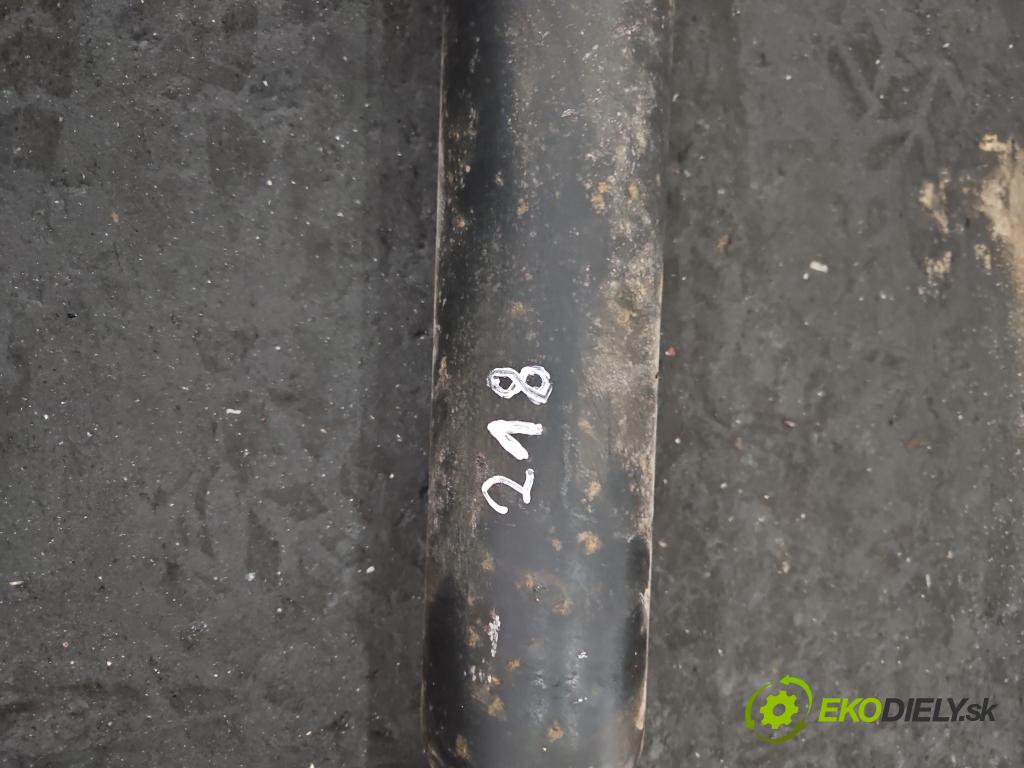 Mazda CX-5 I 2012-2017 2.2d 175 HP manual 129 kW 2191 cm3 5- Hřídel: zadné  (Kardaňový hriadeľ)