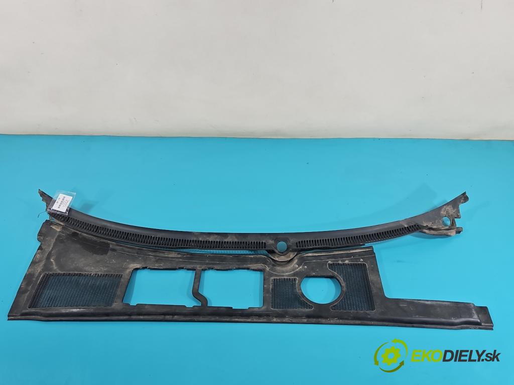 Audi A4 B6 2000-2004 2.0 20V 131 HP manual 96 kW 1984 cm3 5- torpédo 8E1819417B (Torpéda)