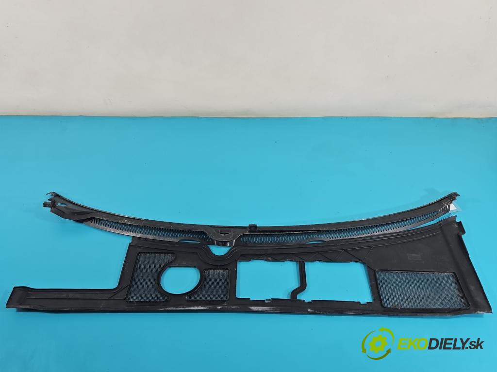 Audi A4 B6 2000-2004 2.0 20V 131 HP manual 96 kW 1984 cm3 5- torpédo 8E1819417B (Torpéda)