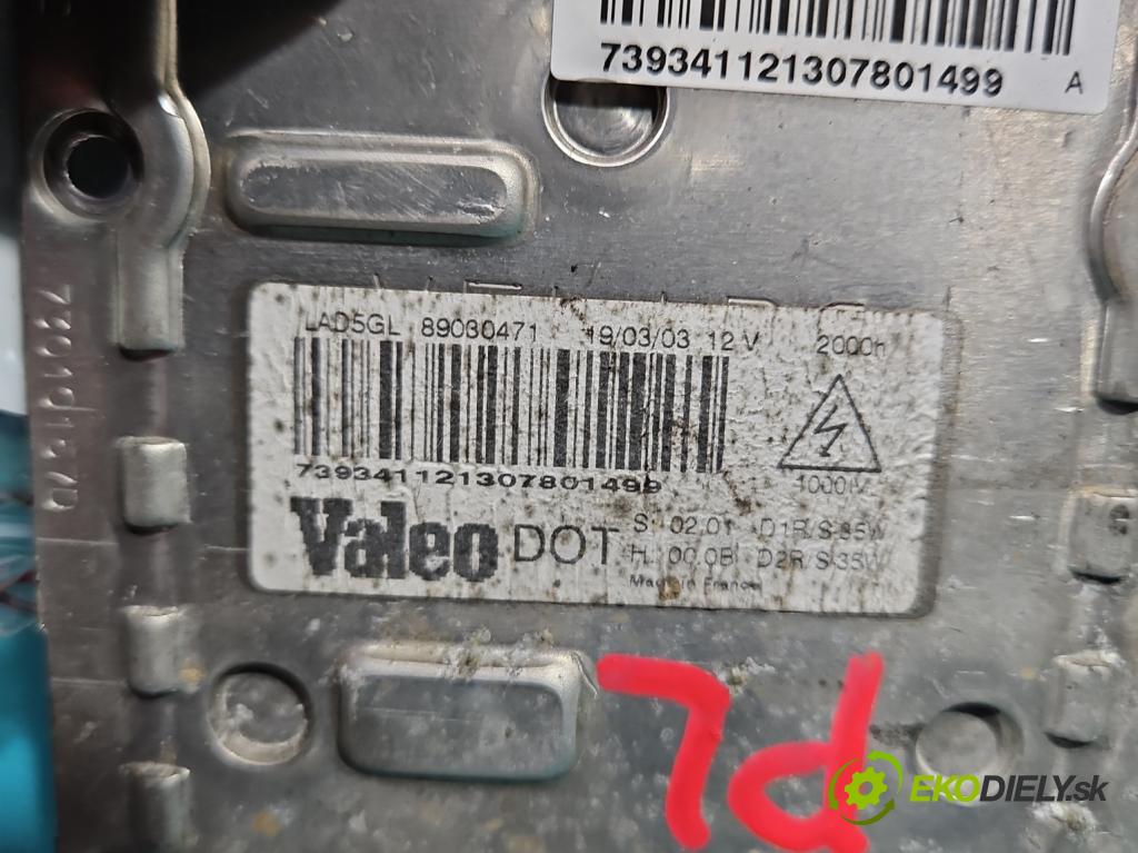 Audi A4 B6 2000-2004 2.0 20V 131 HP manual 96 kW 1984 cm3 5- střídač: xenon 89030471 (Riadiace jednotky xenónu)