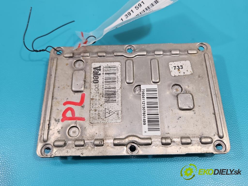 Audi A4 B6 2000-2004 2.0 20V 131 HP manual 96 kW 1984 cm3 5- střídač: xenon 89030471 (Riadiace jednotky xenónu)