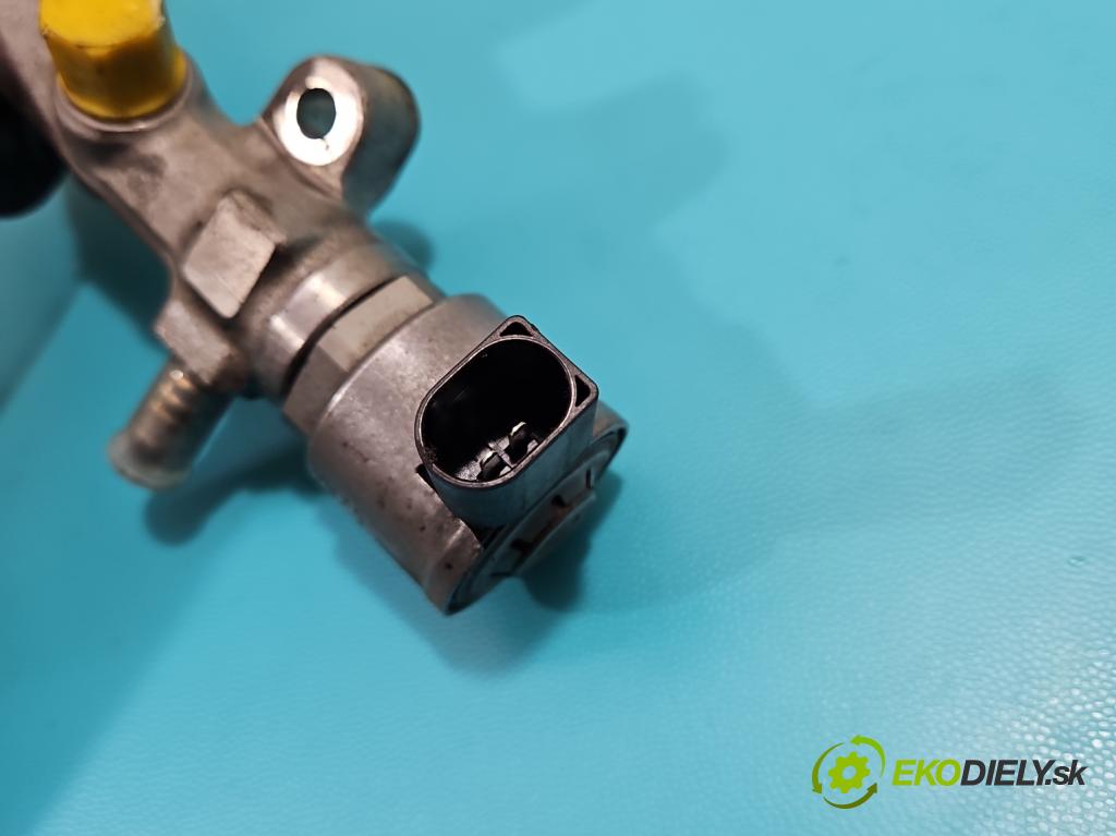 Vw Passat B8 2014 - 2.0 tdi 150 HP automatic 110 kW 1968 cm3 5- lišta vstrekovacia 04L089G (Vstrekovacie lišty)