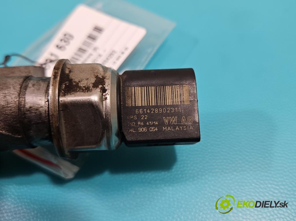 Vw Passat B8 2014 - 2.0 tdi 150 HP automatic 110 kW 1968 cm3 5- lišta vstrekovacia 04L089G (Vstrekovacie lišty)