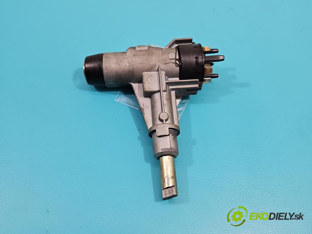 Audi 80 B4 1991-1994 2.0 90 HP manual 66 kW 1984 cm3 4- Spínačka  (Spínacie skrinky a kľúče)