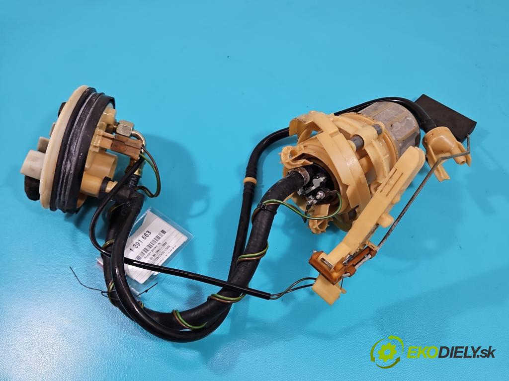 Audi 80 B4 1991-1994 2.0 90 hp manual 66 kW 1984 cm3 4- čerpadlo paliva 8A0201319