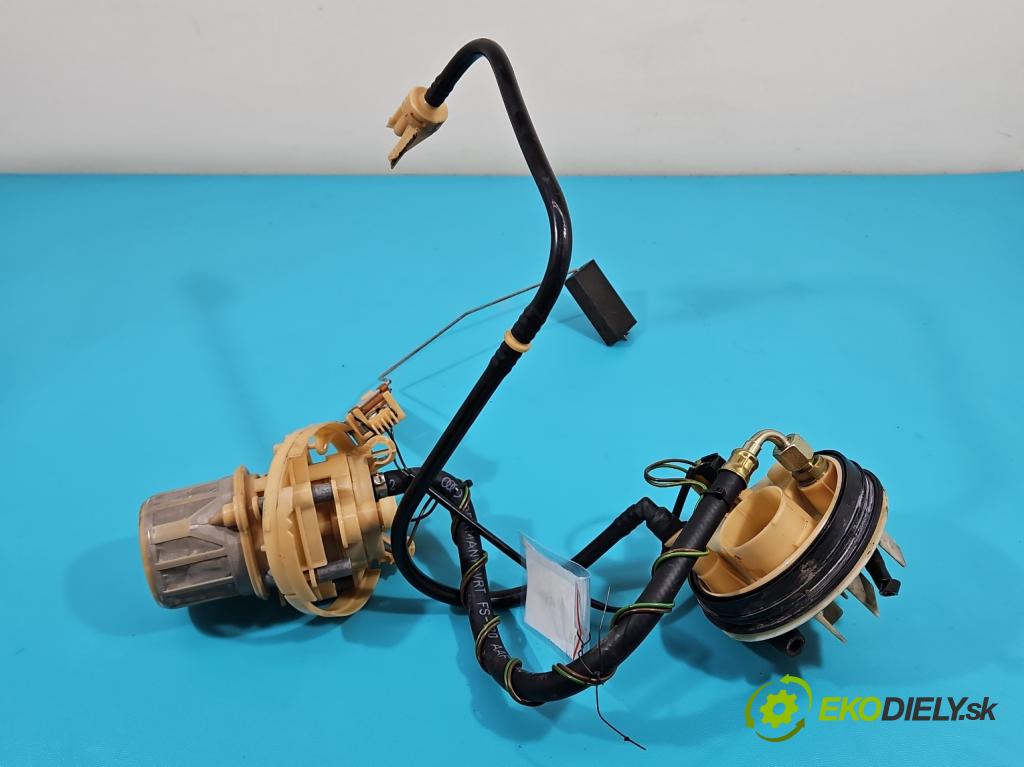 Audi 80 B4 1991-1994 2.0 90 hp manual 66 kW 1984 cm3 4- čerpadlo paliva 8A0201319
