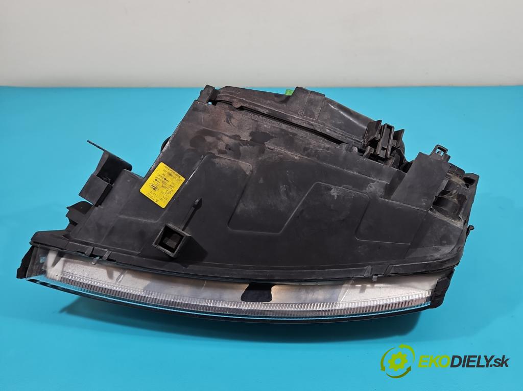 Ford Mondeo Mk3 2000-2007 2.0 tdci 116 HP manual 85 kW 1998 cm3 5- Reflektor: pravý 0301174202 (Pravé)