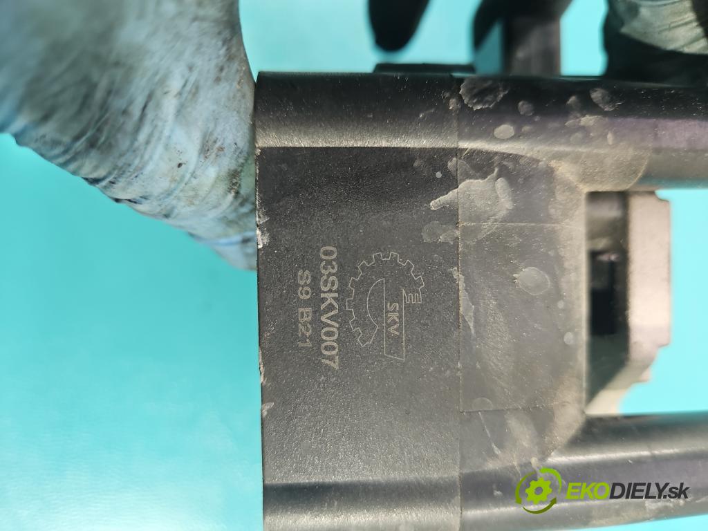 Seat Leon I 1999-2005 1.6 SR 101 HP manual 74 kW 1595 cm3 5- cievka zapaľovacia  (Zapaľovacie cievky, moduly)