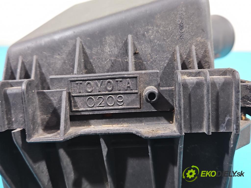 Toyota Avensis I T22 1997-2003 1.6 16V 110 HP manual 81 kW 1587 cm3 4- obal filtra vzduchu 0209 (Obaly filtrov vzduchu)