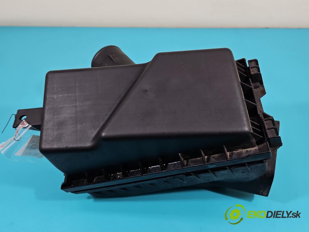 Toyota Avensis I T22 1997-2003 1.6 16V 110 HP manual 81 kW 1587 cm3 4- obal filtra vzduchu 0209 (Obaly filtrov vzduchu)