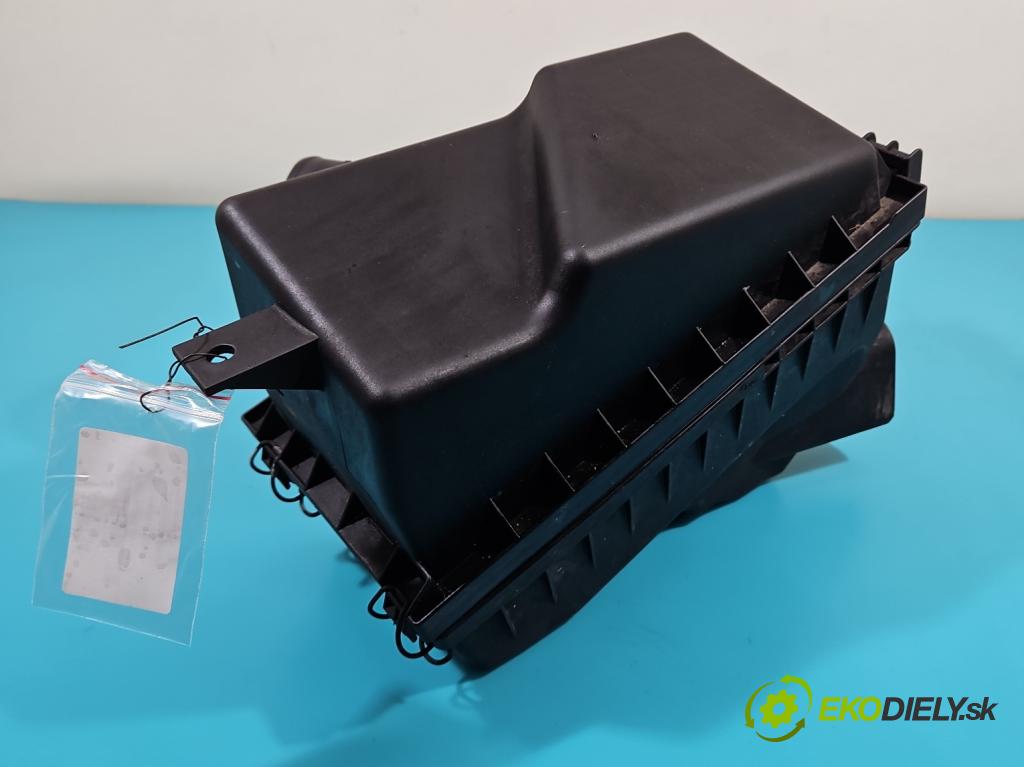 Toyota Avensis I T22 1997-2003 1.6 16V 110 HP manual 81 kW 1587 cm3 4- obal filtra vzduchu 0209 (Obaly filtrov vzduchu)