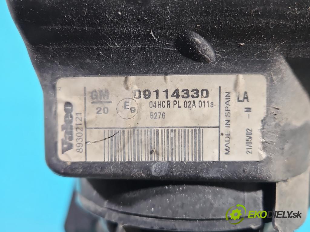 Opel Corsa C 2000-2006 1.0 12V 58 HP manual 43 kW 973 cm3 3- Reflektor: pravý  (Pravé)