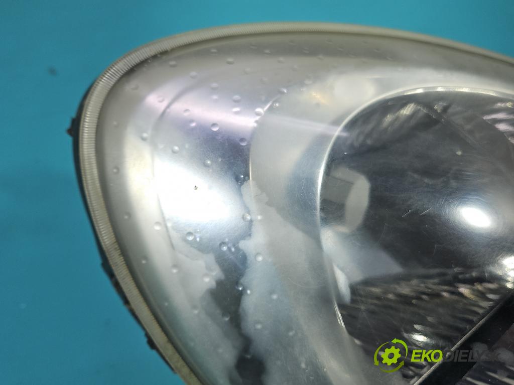 Renault Kangoo I 1998-2008 1.5 dci 65 HP manual 48 kW 1461 cm3 5- Reflektor: pravý 8200236591 (Pravé)