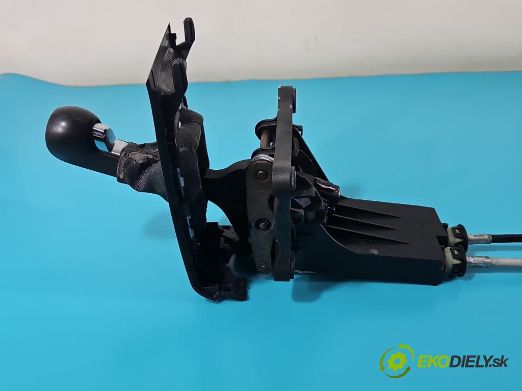 Opel Zafira B 2005-2014 1.9 cdti 120 HP manual 88 kW 1910 cm3 5- Páka: Změny: stupeň,rýchlosť 55351959 (Rýchlostné páky / kulisy)