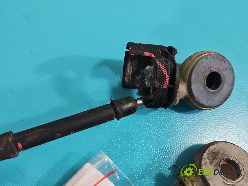 Opel Zafira B 2005-2014 1.9 cdti 120 HP manual 88 kW 1910 cm3 5- Páka: Změny: stupeň,rýchlosť 55351959 (Rýchlostné páky / kulisy)