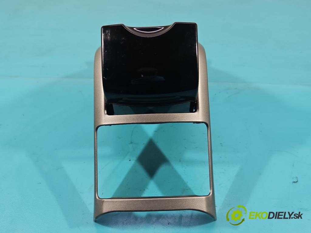 Toyota Prius II XW20 2003-2009 1.5 77 HP automatic 57 kW 1497 cm3 5- Rukojeť: na nápoje: 1A8C1-009G (Úchyty, držiaky na nápoje)