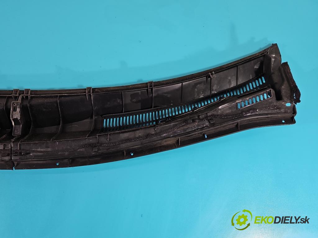 Toyota Prius II XW20 2003-2009 1.5 77 HP automatic 57 kW 1497 cm3 5- torpédo 55708-47080 (Torpéda)