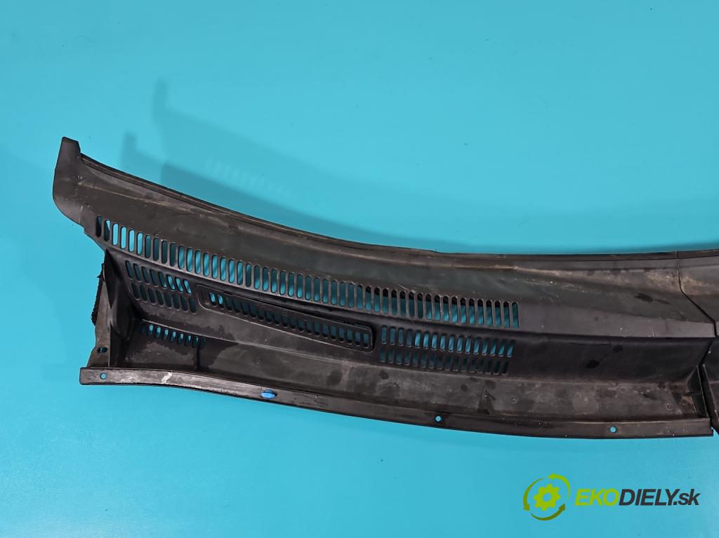 Toyota Prius II XW20 2003-2009 1.5 77 HP automatic 57 kW 1497 cm3 5- torpédo 55708-47080 (Torpéda)