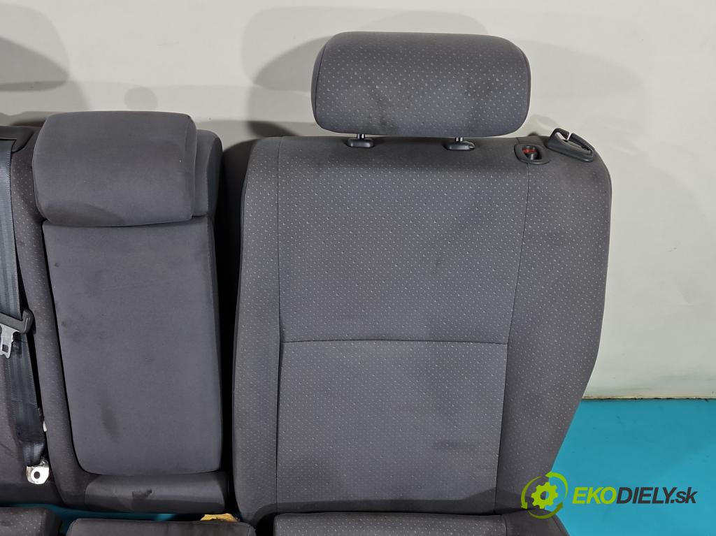 Toyota Prius II XW20 2003-2009 1.5 77 HP automatic 57 kW 1497 cm3 5- Pohovka: zadné  (Sedačky, sedadlá)