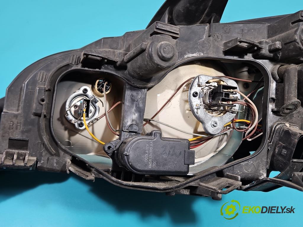 Ford Focus Mk2 2004-2011 1.6 tdci 90 HP manual 66 kW 1560 cm3 5- Reflektor: pravý  (Pravé)