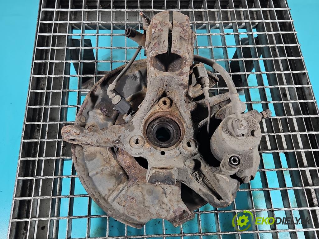 Audi A3 8P 2003-2012 1.9 tdi 105 HP manual 77 kW 1896 cm3 5- náboj ľavé  (Náboje)